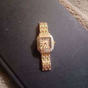 LADIES Watch